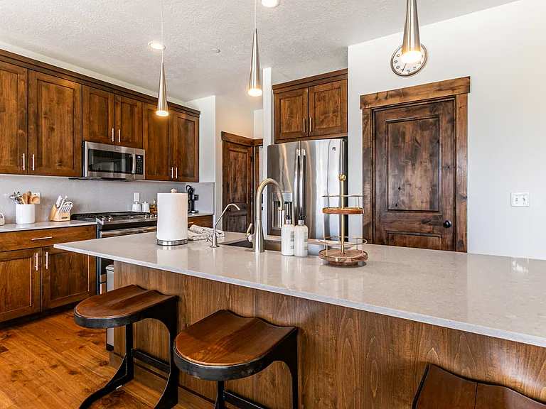 924 W Abigail Dr — Photo 10