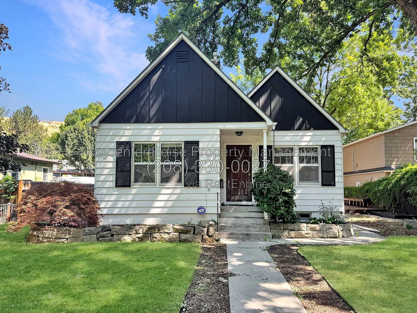 3 bed, 2.0 bath, 1204 sqft, $3,000 — Photo 3