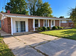 2414 Covington Mdws, Poplar Bluff, MO 63901