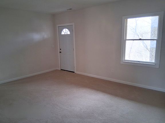 3rd image of 2121 Panhandle Rd APT A