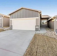 3-Bedroom Townhome with Fenced Yard — Photo 1