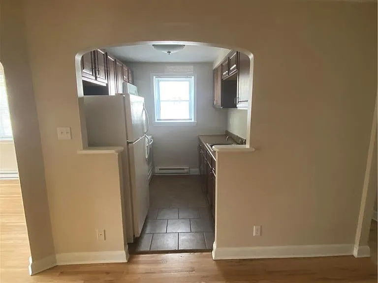 542 2nd Ave #1 — Photo 5