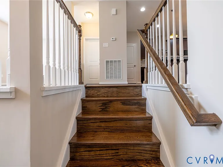 11443 Hayloft Ln — Photo 14