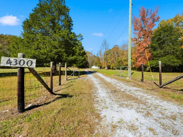 4300 Bull Run Rd, Ashland City, TN 37015