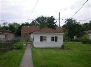 17546 Henry St, Lansing, IL 60438