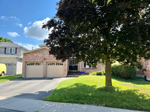 746 Leslie Valley Dr, Newmarket, ON L3Y 7J3