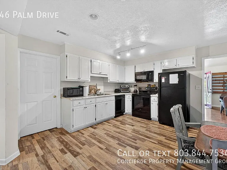 746 Palm Dr — Photo 8