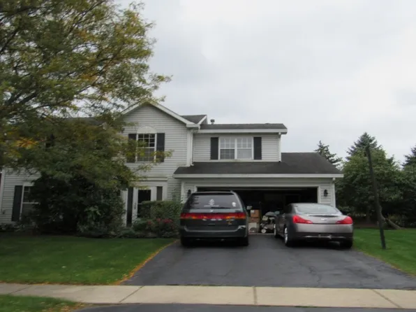 1833 Pastoral Ln, Hanover Park, IL 60133