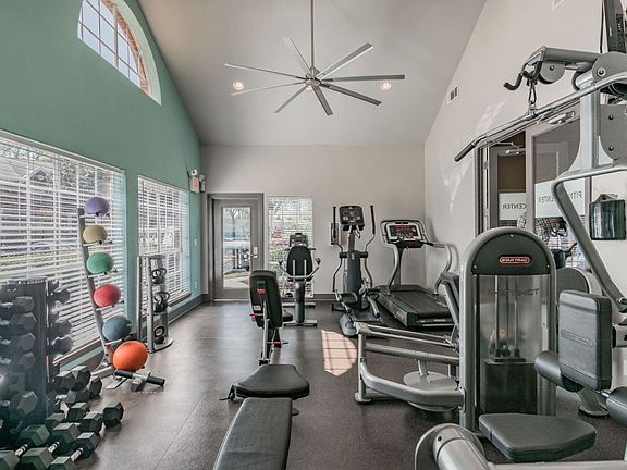 24hr Fitness Center