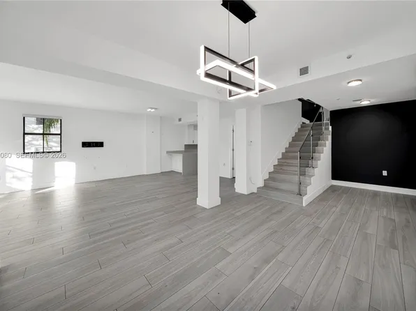 1650 Galiano St #Townhouse 15, Coral Gables, FL 33134