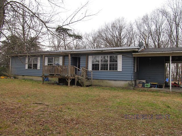 1st image of 130 Carew Ln