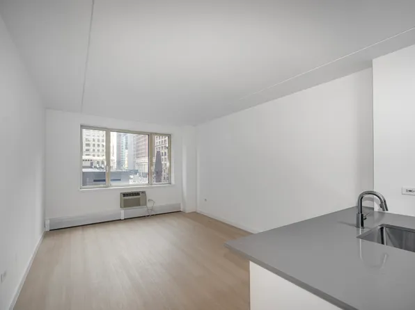 95 Worth Street image 1 of 15