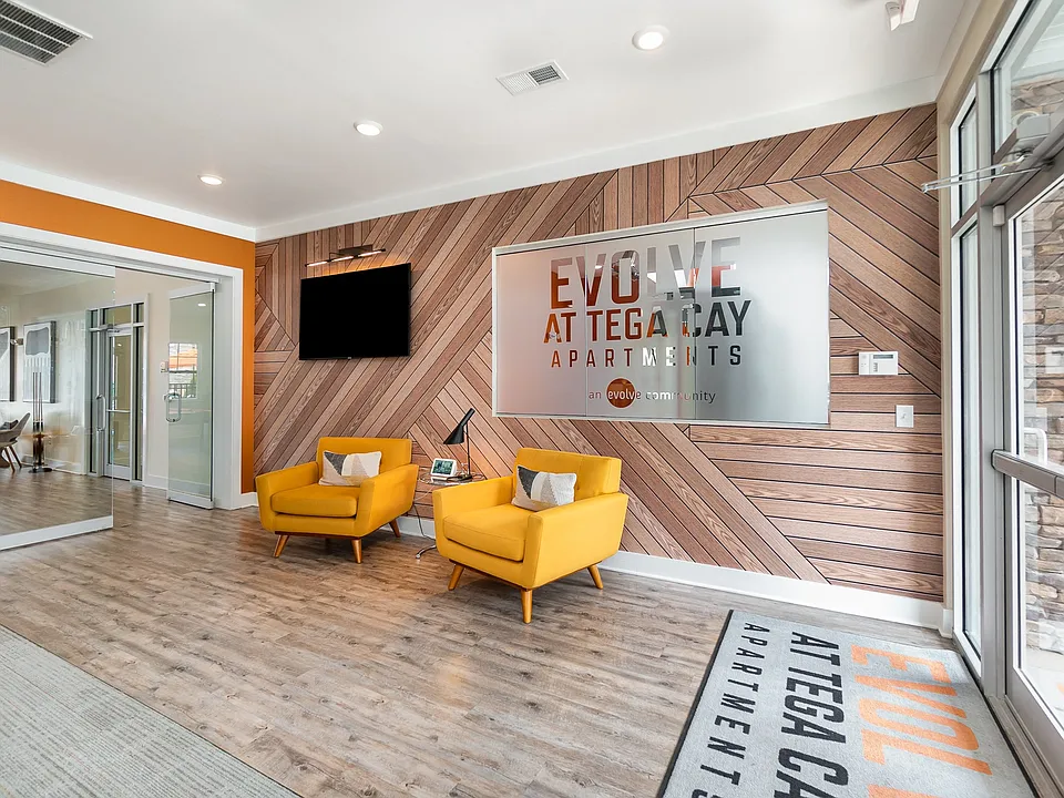Evolve at Tega Cay