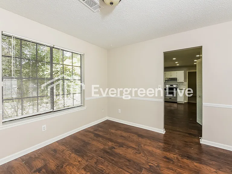 1078 Forest Path — Photo 5