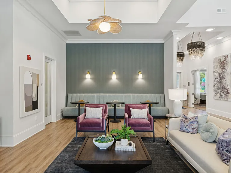 Sanctuary Bluff Apartments — Photo 7