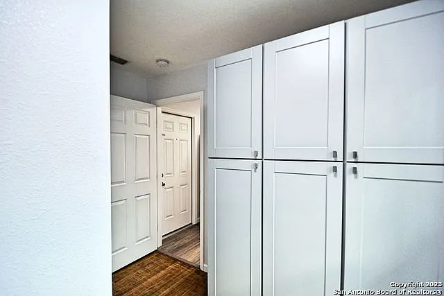 571 W Merriweather St — Photo 21