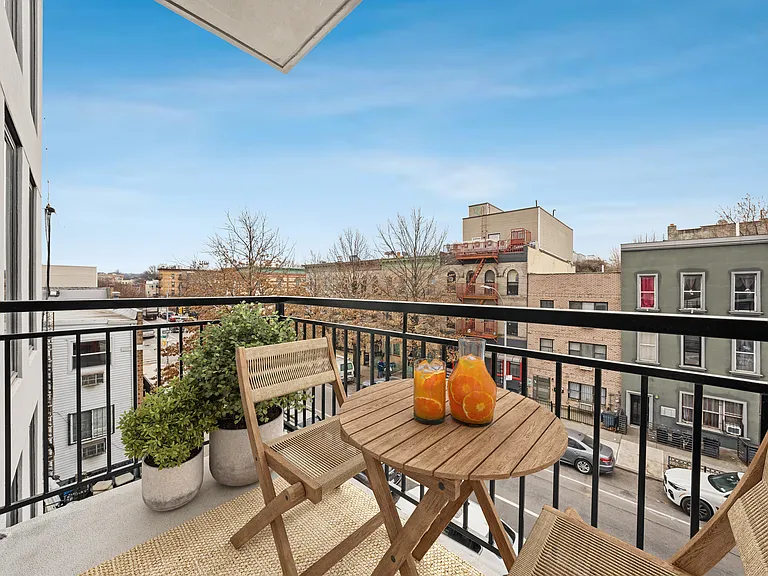 435 Central Ave #4A — Photo 4