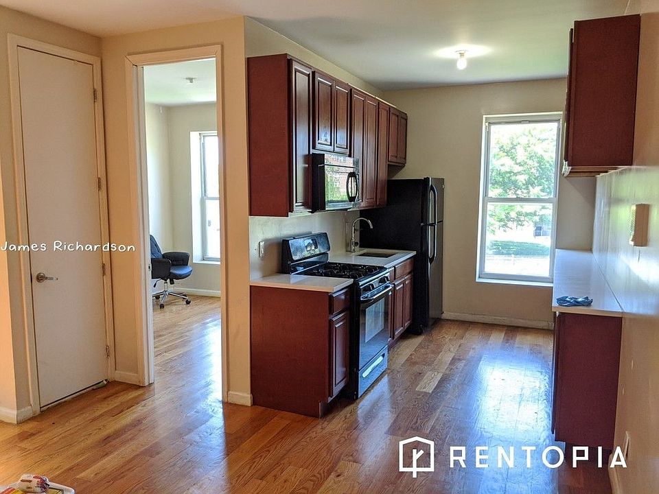 1st image of 267 Vernon Ave #2F