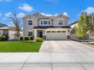 4379 W Sunny Cv, Meridian, ID 83646