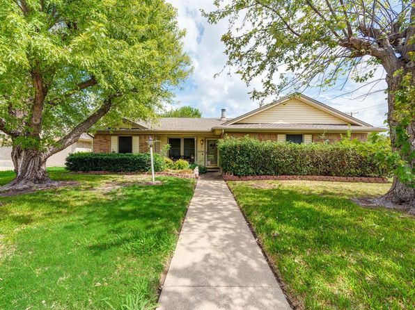 6700 Johnnie Ct Watauga Tx 76148 Zillow