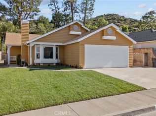 28484 Victoria Rd, Castaic, CA 91384