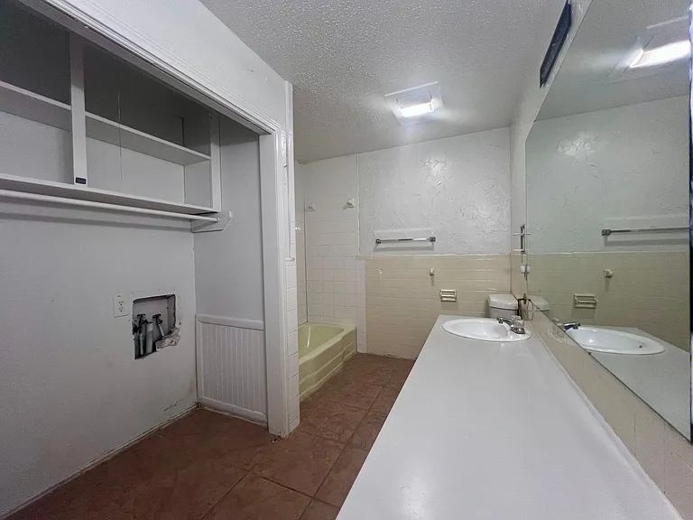 PM2 - 1310 65th Drive — Photo 9
