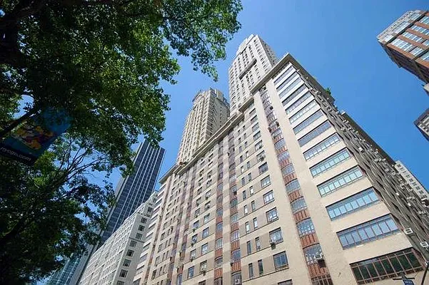 Rented by Keller Williams NYC | media 23