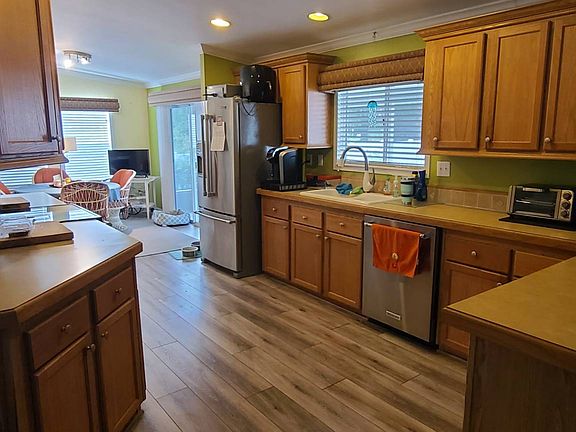 4th image of 511 Ironwood Ln