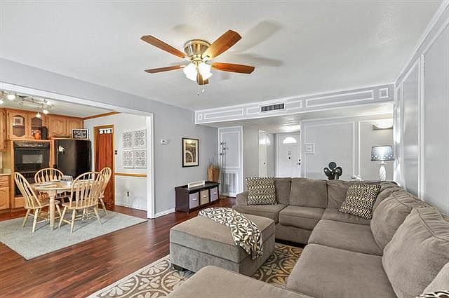 1st image of 1108 Stonetrail Dr