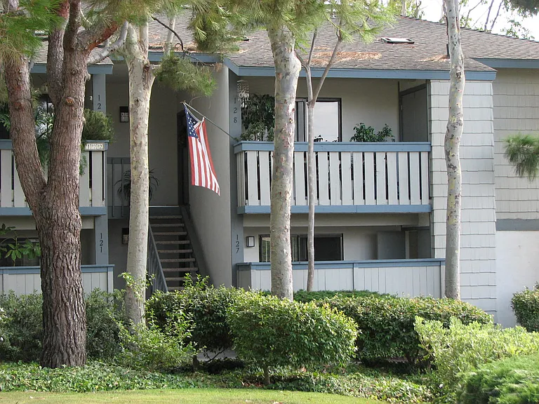 25611 Quail Run #127 — Photo 3