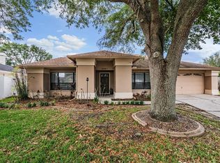 9407 Pebble Glen Ave, Tampa, FL 33647