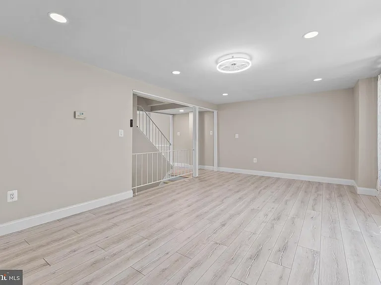 4305 Birchlake Ct — Photo 11