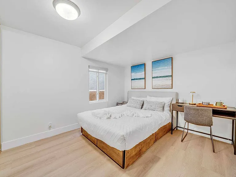 920 W Balboa Blvd #920 — Photo 15
