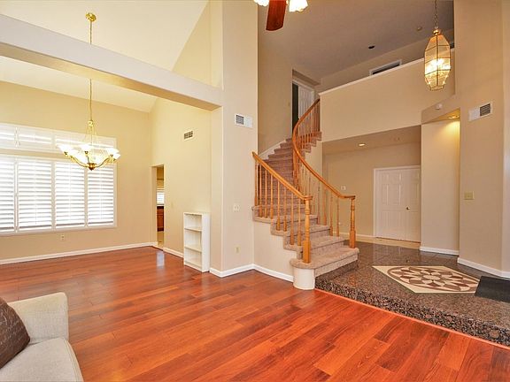 5th image of 8308 Fox Hound Cir