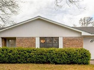 204 E Cherokee Dr, Harker Heights, TX 76548