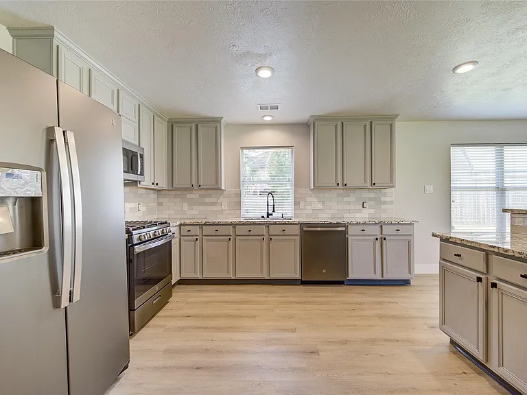 4931 Lake Catherine Ct — Photo 23