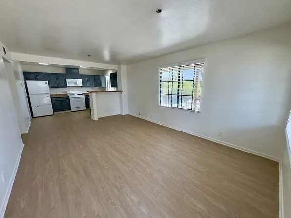 910 E Haley St #D, Santa Barbara, CA 93103