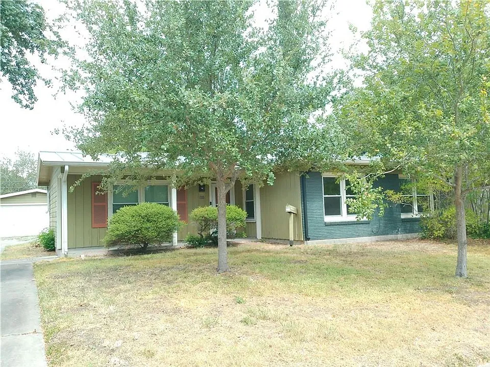 522 Pasadena Pl