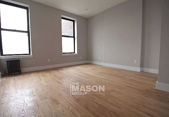 5th image of 1841 1st Ave #2E
