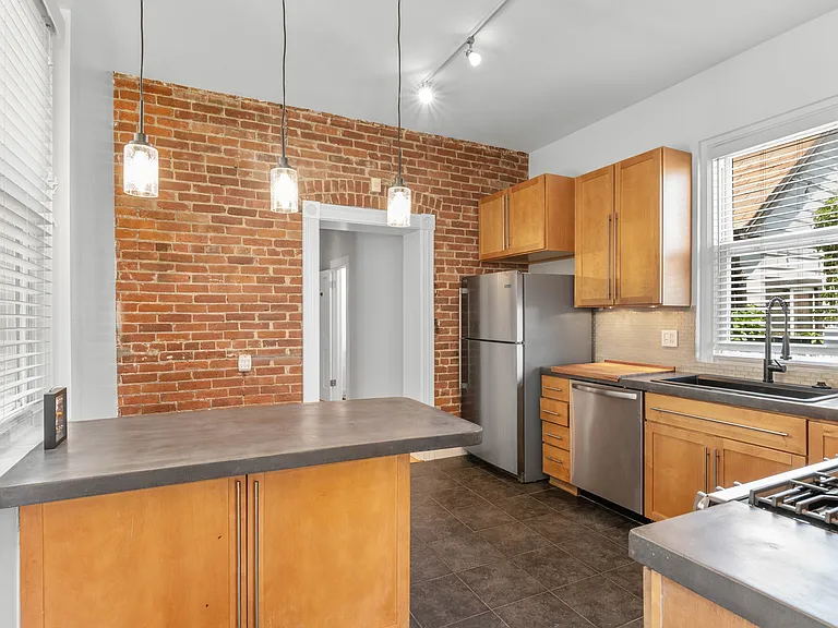2952 Champa St — Photo 17