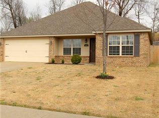 6188 Clay Ave, Springdale, AR 72762
