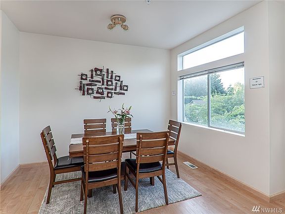 4th image of 2143 NW Pacific Elm Dr #2143