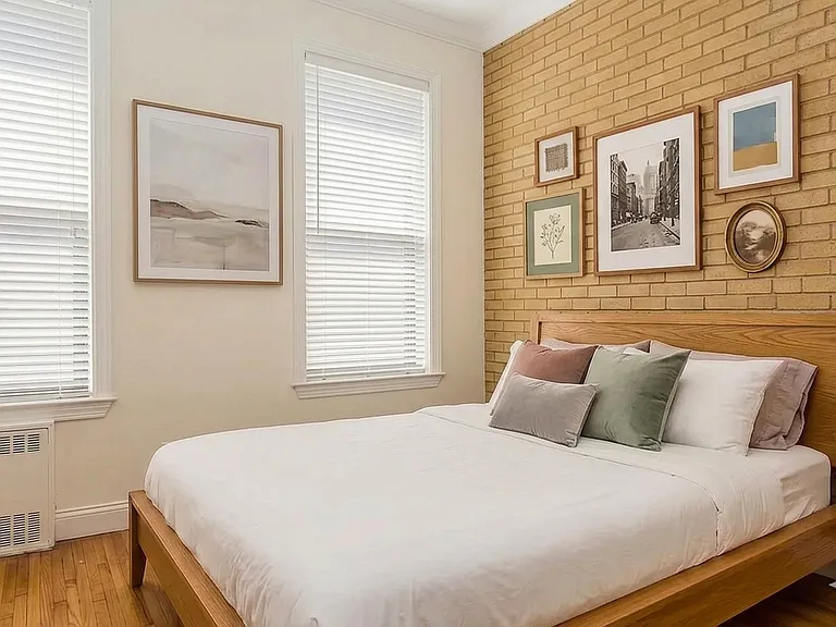 344 E 55th St #2C — Photo 3