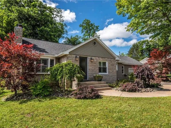 23 Root St, New Hartford, NY 13413