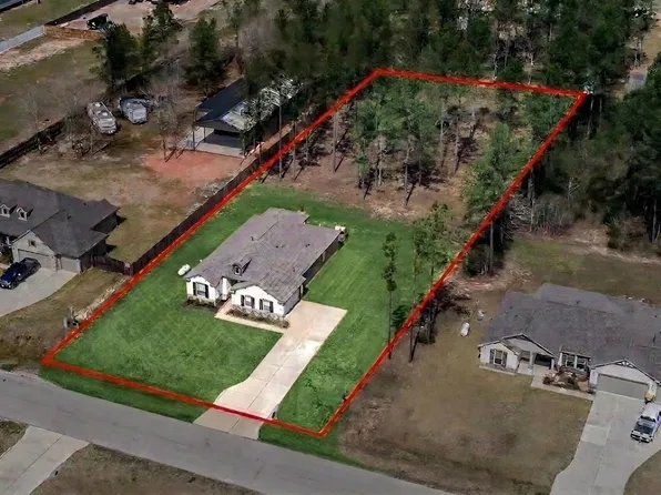 16747 Rockwall St, Conroe, TX 77303