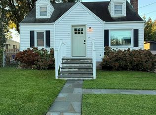 3 Baxter Dr, Norwalk, CT 06854