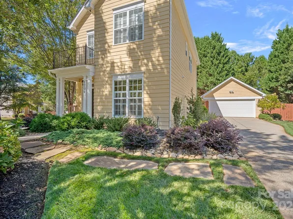 8209 Ballymore Ct, Huntersville, NC 28078