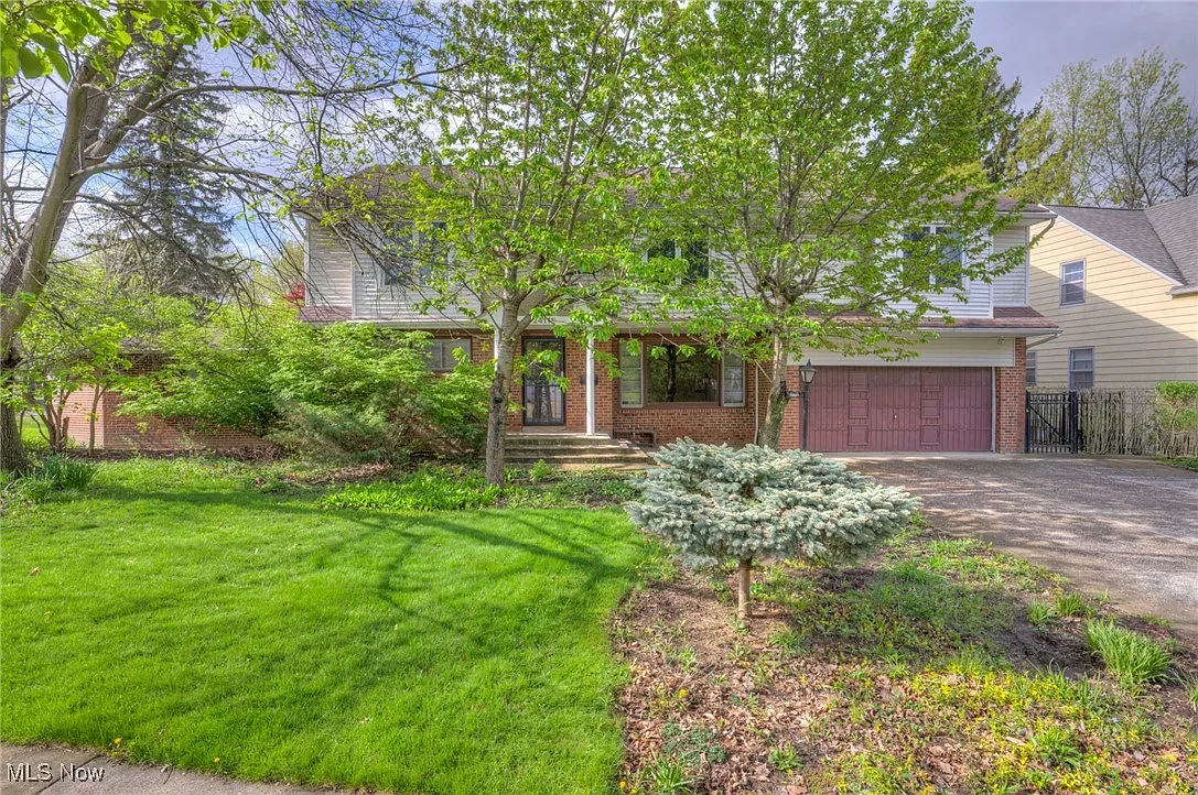 24118 E Baintree Rd photo 1