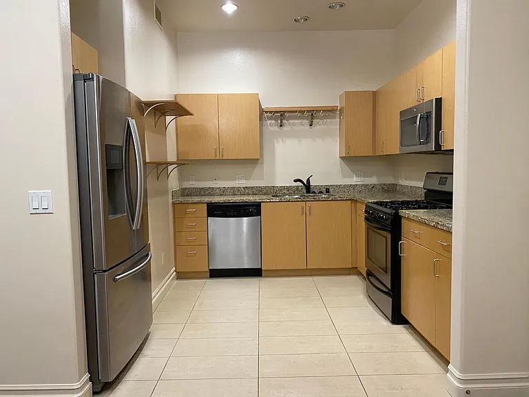 917 S New Hampshire Ave #211 — Photo 3