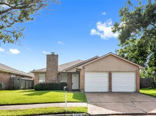 7026 Plaza Del Sol Dr, Houston, TX 77083